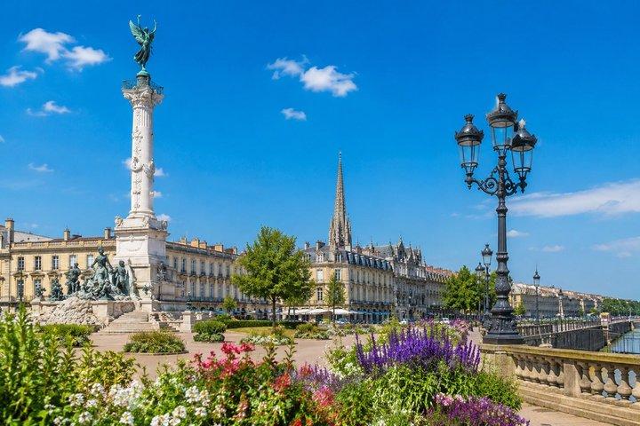 Port du Verdon à Bordeaux: Culture, Vins & Temps forts Voyage à terre