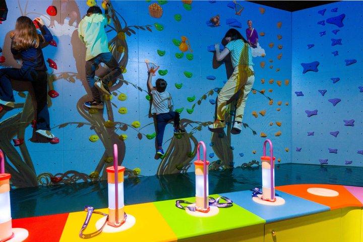 Super3 Fantastix: An Immersive Experience in Barcelona
