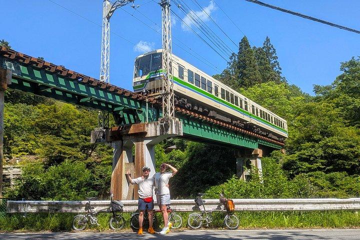 京都：鞍馬ハイキング＆鴨川スローサイクリングツアー
