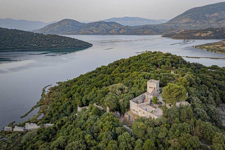 Ksamil: Lake Boat Tour With Swimming Mercedes Ride Food&Drinks