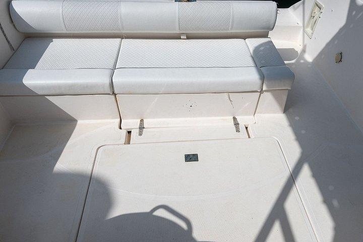 Dubai 60 Mins Speed Boat for 8 Pax