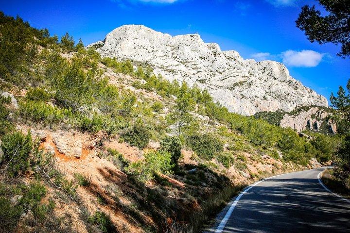 エクス＝アン＝プロヴァンス-セザンヌを求めてサント・ヴィクトワール山のワイン