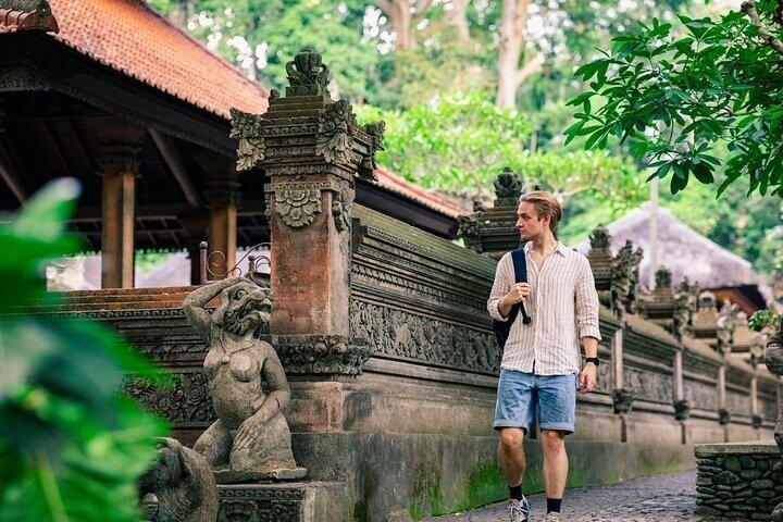 UTVバリバギーアドベンチャーとウブド日帰り旅行がセットになっています。