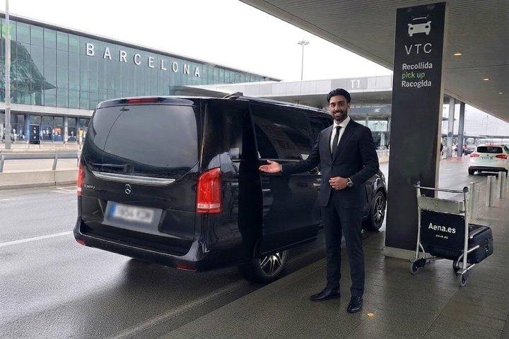 Barcelona Airport Transfer to or from Cruise Port and City Center