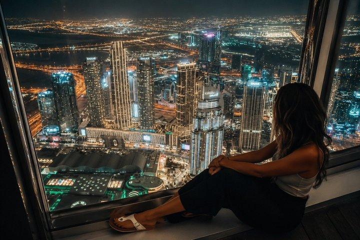 Burj Khalifaチケットで夜のドバイシティツアー