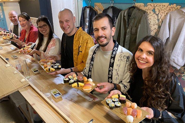 Popular Sushi Making Class in Asakusa