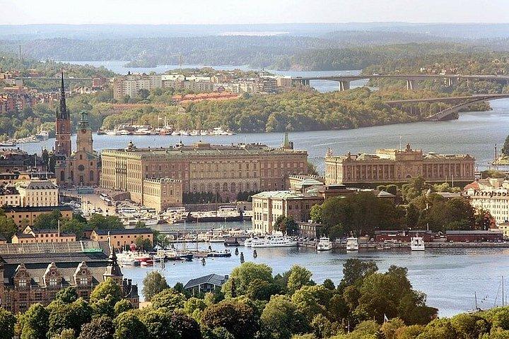 Stockholm Royal Palace Guided Tour with Entry Ticket