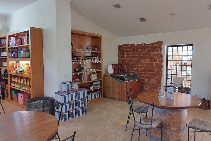 Wine Tasting & Tapas 4x4 Tours
