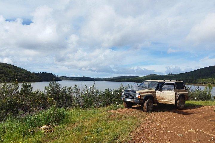 Wine Tasting & Tapas 4x4 Tours