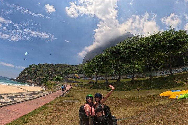 RIO Paragliding Flight w/ ブラジル女子チャンピオン video inc