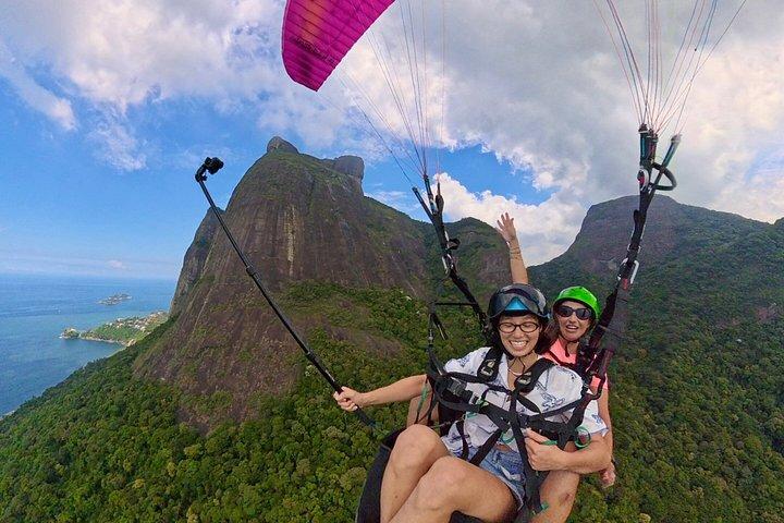 RIO Paragliding Flight w/ ブラジル女子チャンピオン video inc