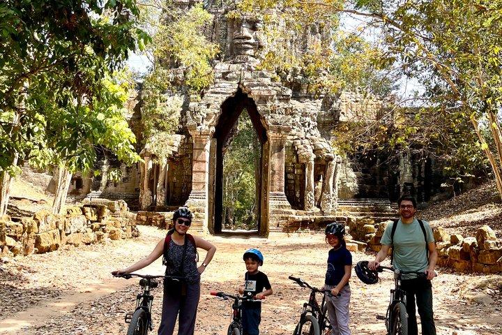 Angkor Sunrise Cycling Compartir Grupo