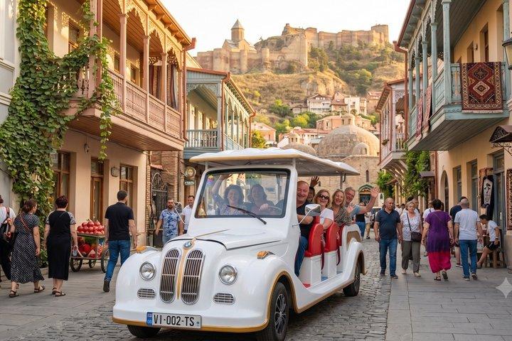 Tiflis : Tour en autobús por la ciudad con cata de vinos y lugares de interés
