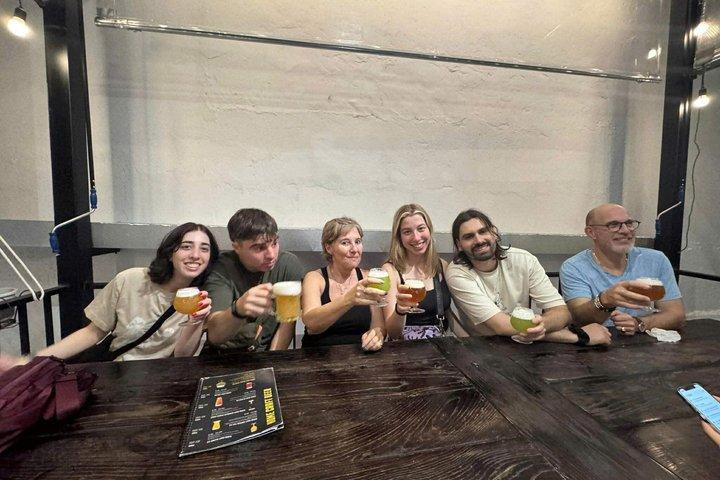 Da Nang Food Tour Motor & Ambachtelijk Bier door Ao Dai Lady Rider