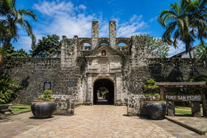 Walk Through 500 Years of Cebu and Escape to the Highlands
