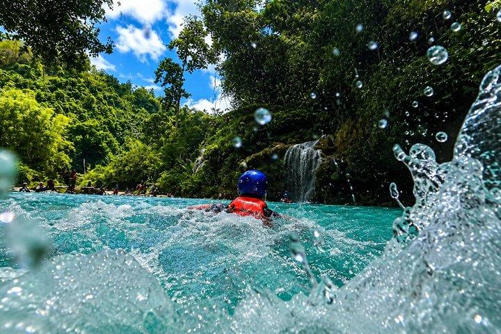 Cebu Kawasan Falls Canyoneering com Zipline e Almoço