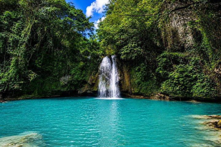 Cebu Kawasan Falls Canyoneering com Zipline e Almoço