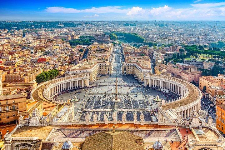 ローマのワイン街道モンテプルチャーノとモンタルチーノから