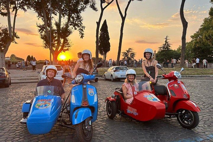 Tour de Rome en side-car Vespa vintage avec Maritozzo Treat