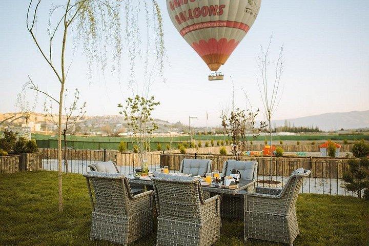 カッパドキア朝ごはん時間サンライズバルーンビュー