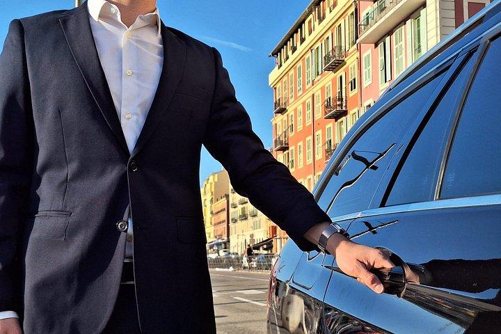 Business Van Nice airport transfer to Saint Tropez