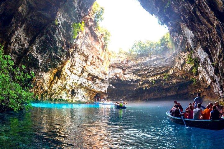 Zakynthos Full Day Cruise to Kefalonia and Poros