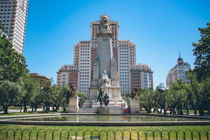 Privétour door Madrid met een lokale gids en vertrek vanaf uw hotel.