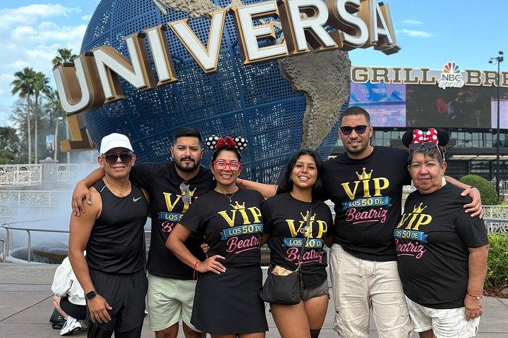 Universal Resort Roundtrip Transportation from Orlando Hotels