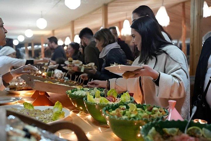 マラケシュアガファイ砂漠クワッドバイクラクダ乗りプール＆ランチ