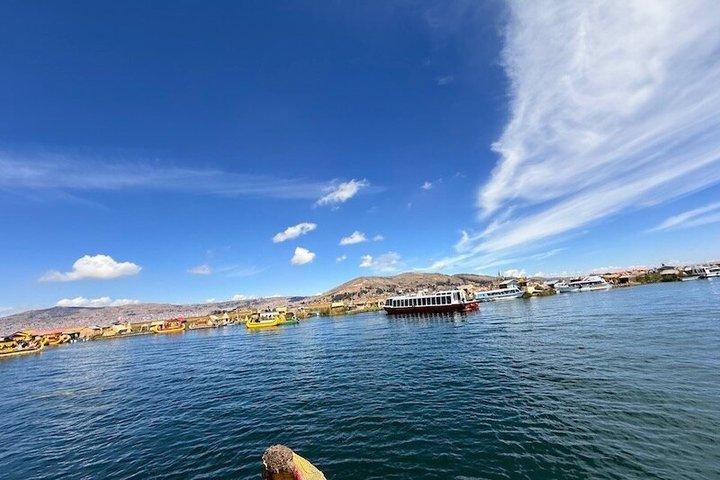チチカカ湖ツアーウロス浮島3時間体験