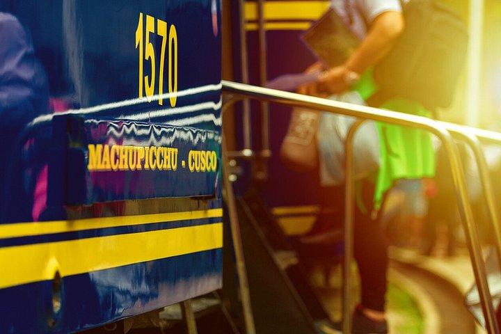 クスコ発マチュピチュ終日列車ツアー