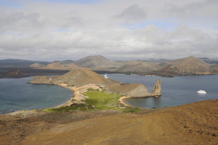 Excursión de un día a la isla Bartolomé Senderismo y Snorkeling Aventura