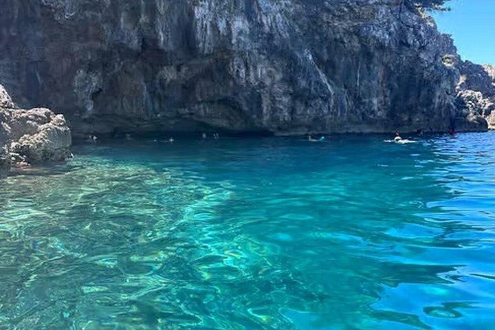 ドゥブロヴニク：青の洞窟+ロクルム島+パノラマクルーズ