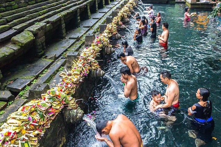 プライベート14日-バリ島とインドネシア家族の休日