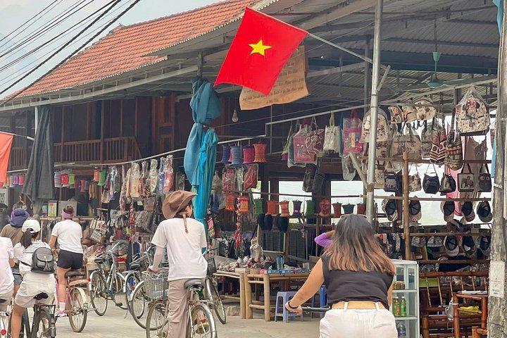 マイチャウ日帰り旅行： ベトナムの隠れた田園地帯をサイクリング