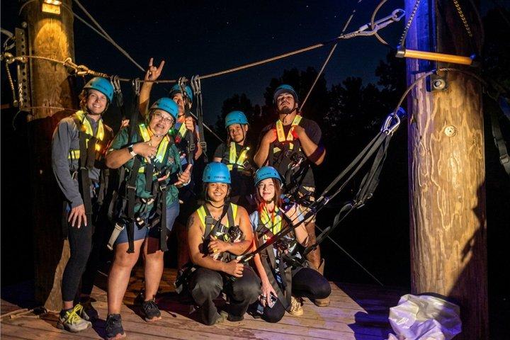 Natt Zipline: 3 Zipline Adrenaline äventyr