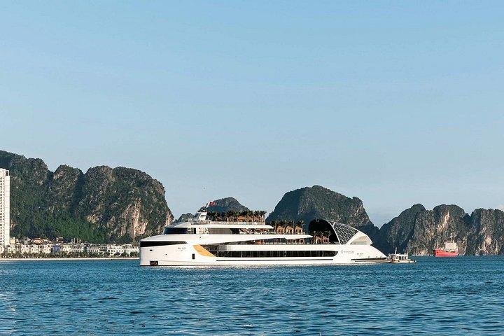 ハノイ発ドルフィンクルーズハロン湾豪華日帰りツアー