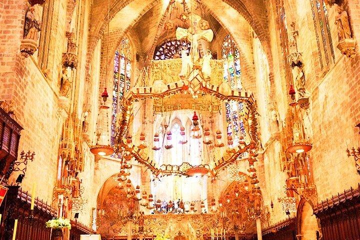 Kathedraal van Palma, 24 uur Hop-On Hop-Off Bus & Boot Tour