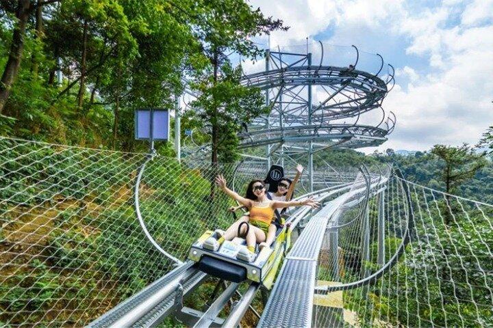 Guangzhou nach Gulong Gorge Glasbrücke und Wasserfall Private Tour