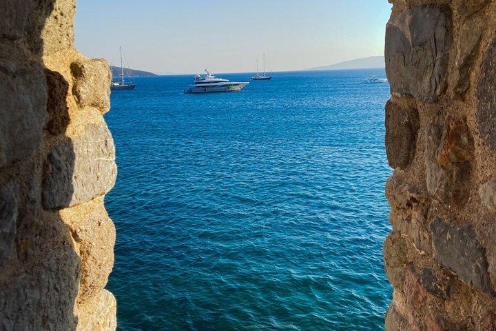 Le château et le musée sous-marin en vedette