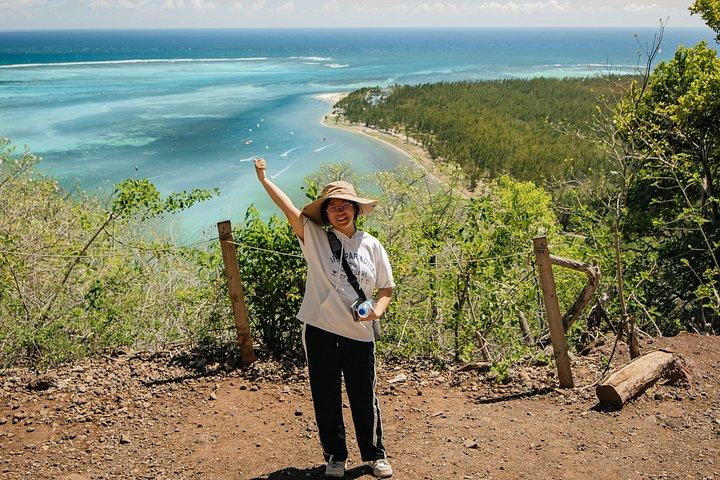 Hiking Le Morne Brabant