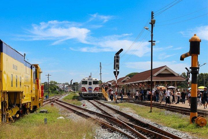 バンコクから電車で行くアユタヤユネスコ世界遺産日帰り旅行