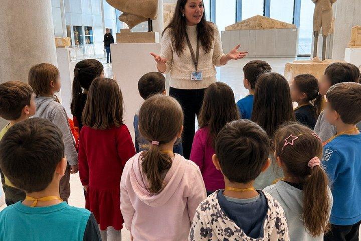 Museo de la Acrópolis para Niños : Mitos, Tesoros & Exploración