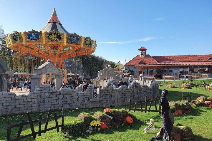 Cool Off from Heat : Parc Saint-Paul Theme Park DayTrip from Paris（サンポール・テーマパーク・デイトリップ・フロム・パリ）