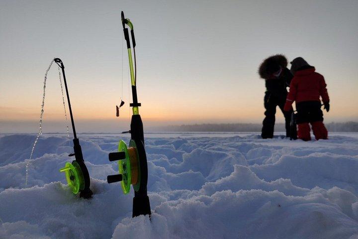 Safari en Motoneige et Initiation à la Pêche sur Glace (Privé)