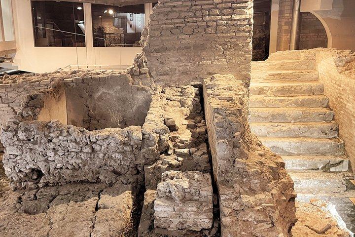 Tour Cripta dei Cappuccini e Sotterranei della Fontana di Trevi
