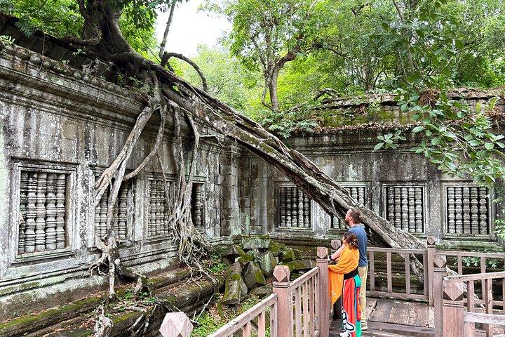 シェムリアップのクレン山ベンメリアとトンレサップツアー