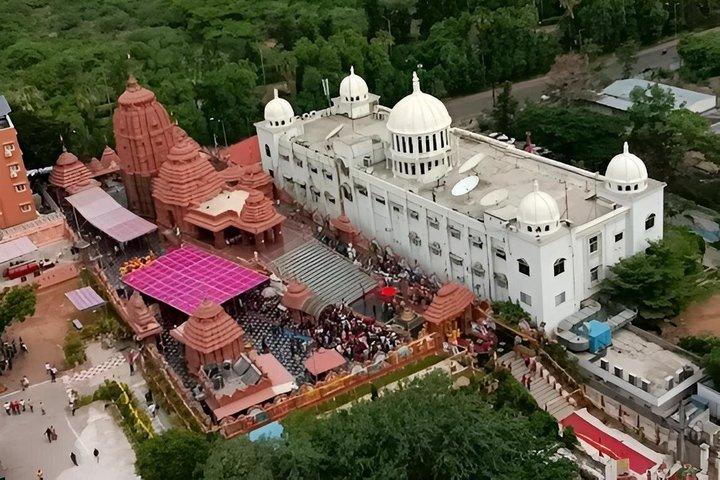 Hyderabad City Temples: A Spiritual Private Tour with Guide & Car