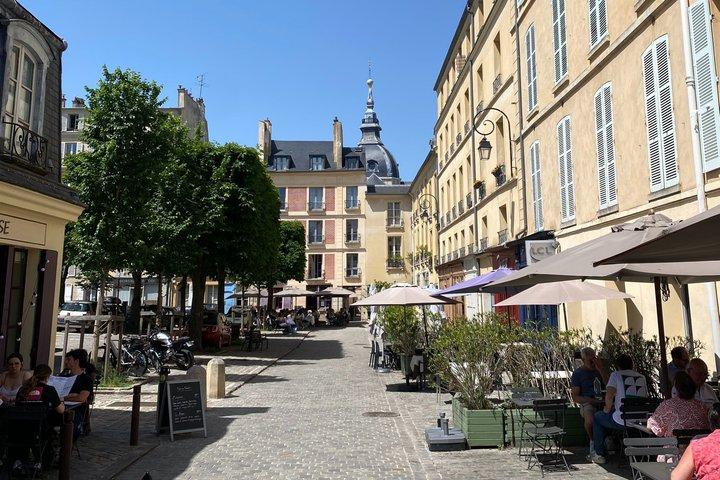 Versailles: Off the Beaten Track Tour with a Local Guide