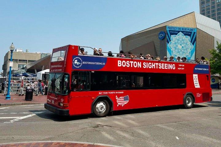 Ganztägige Hop-on-Hop-off-Sightseeing-Tour durch Boston